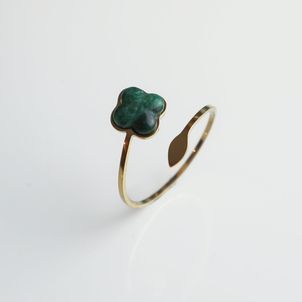 Ring – Groene Jade - Klaver - Goud