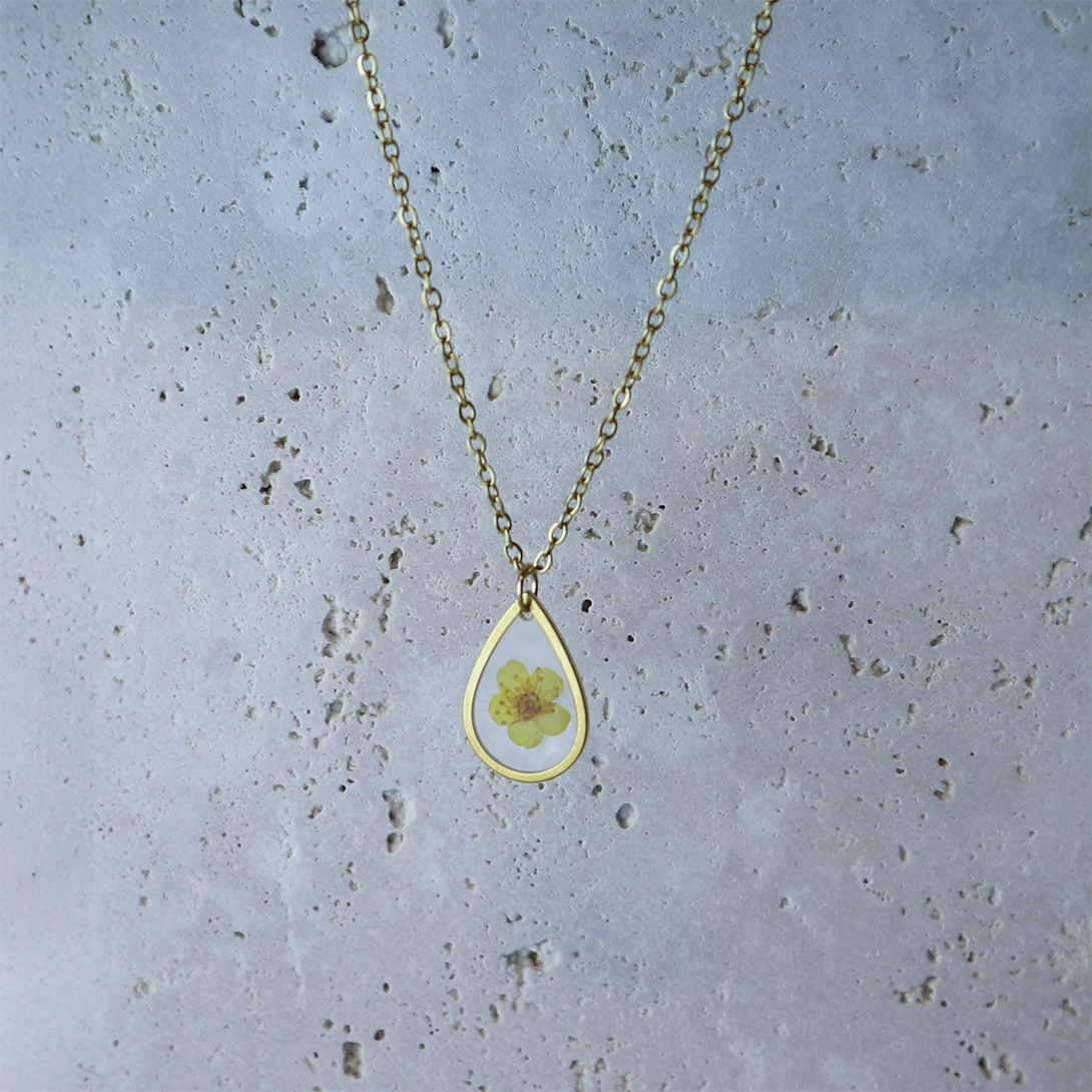 Hanger Drop – Plum Bloesem – Geel – Goud