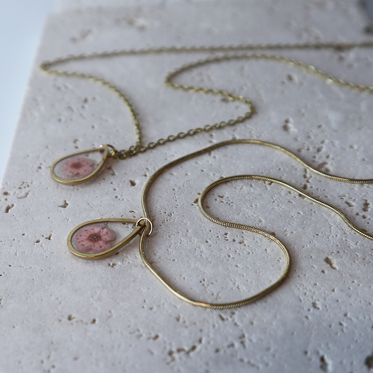 Hanger Drop – Plum Bloesem – Roze – Goud