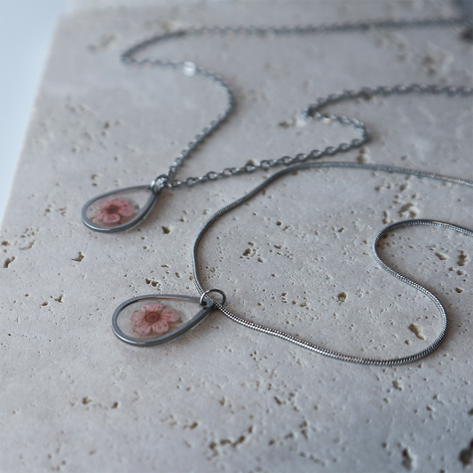 Hanger Drop – Plum Bloesem – Roze – zilver