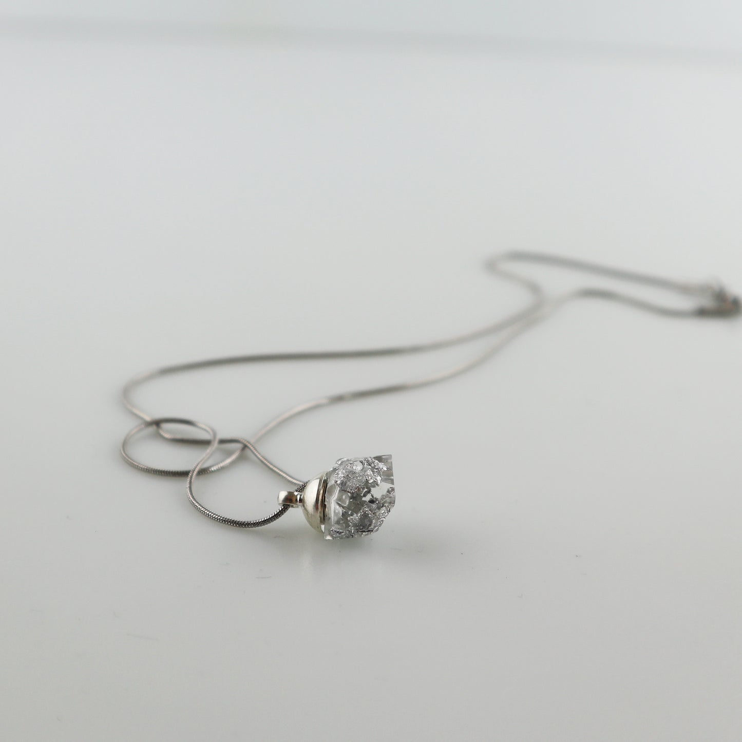 Drupt Hanger Crystal Silver Cloud