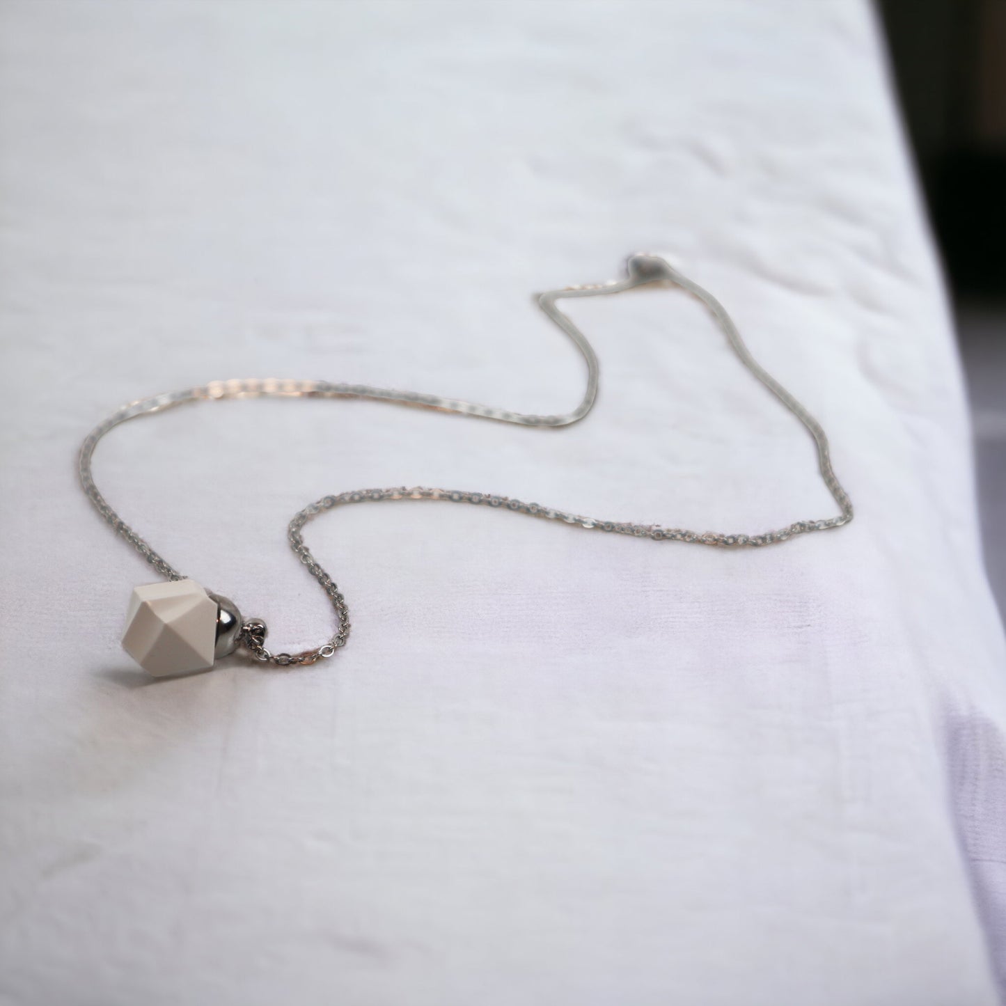 Drip Pendant Crystal White