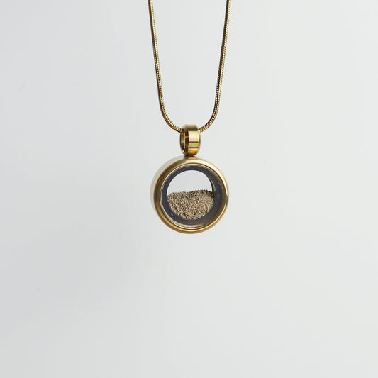 Hanger – Koester - Goud