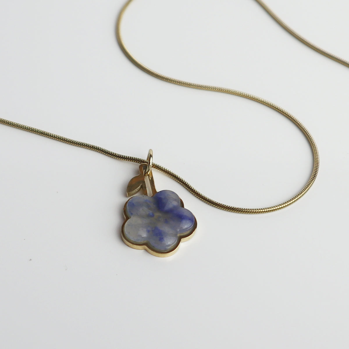 Hanger – Blauwe Aventurijn - Vergeet-me-niet - Goud