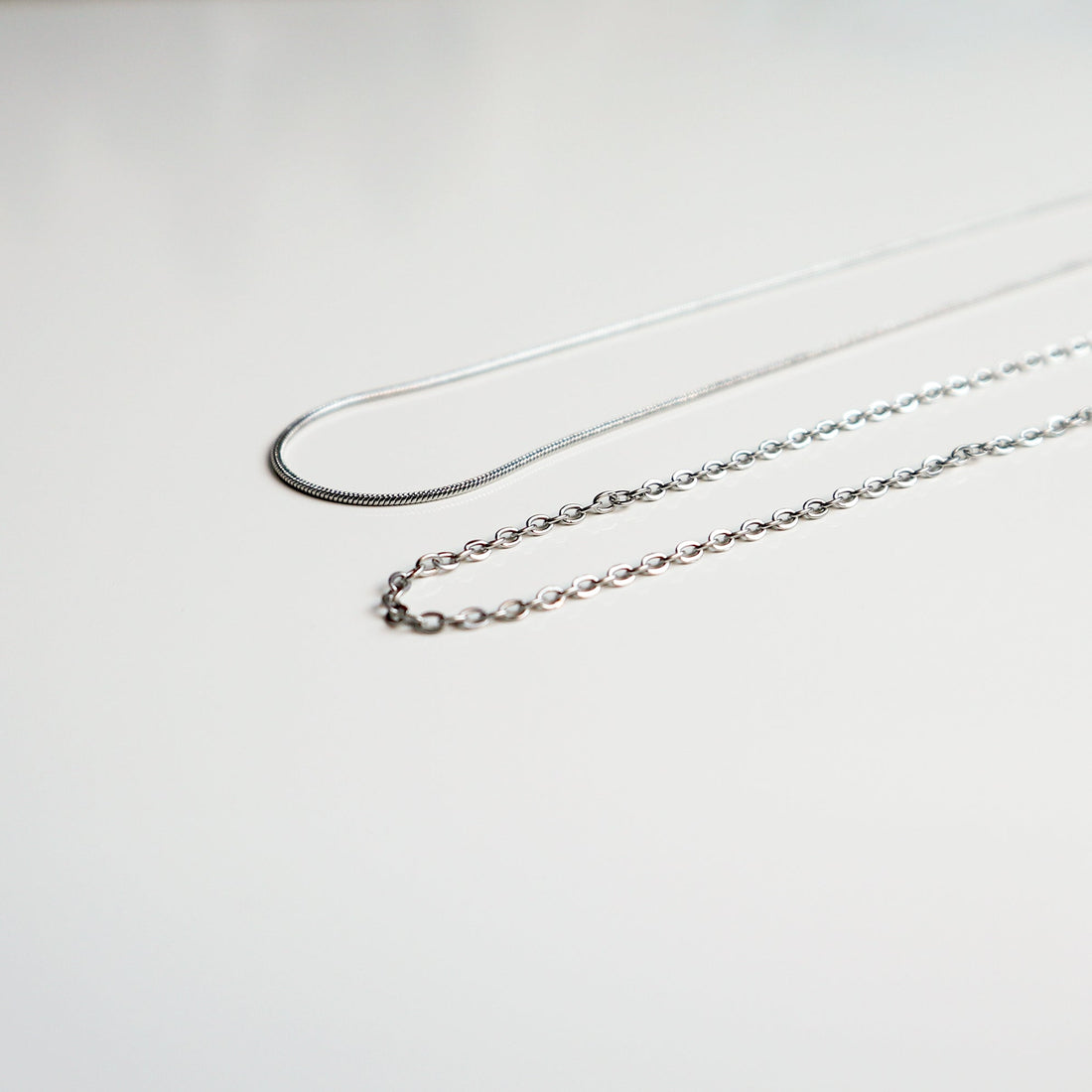 Zo draag je een zilveren dames ketting zonder hanger