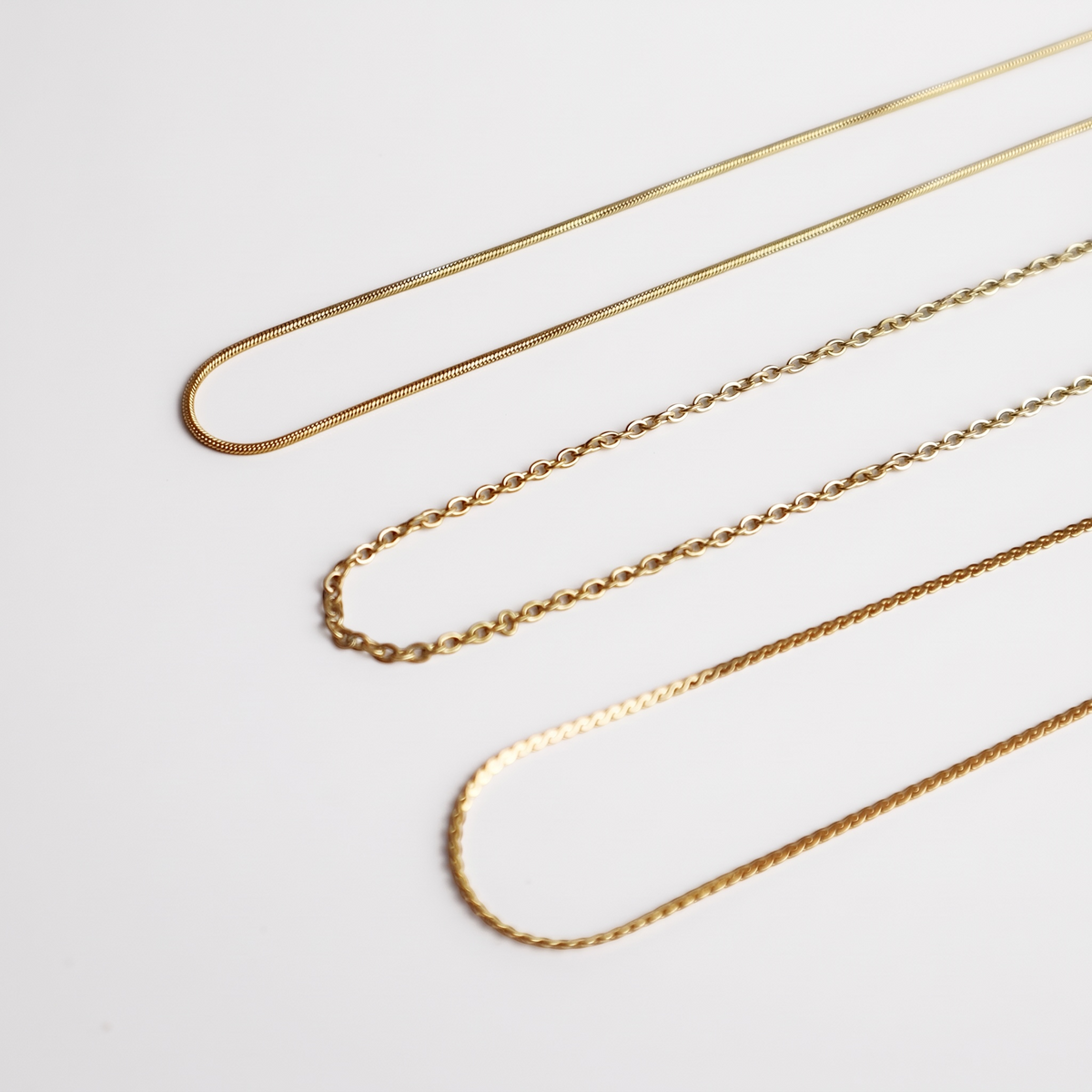 Hanger – Koester - Goud