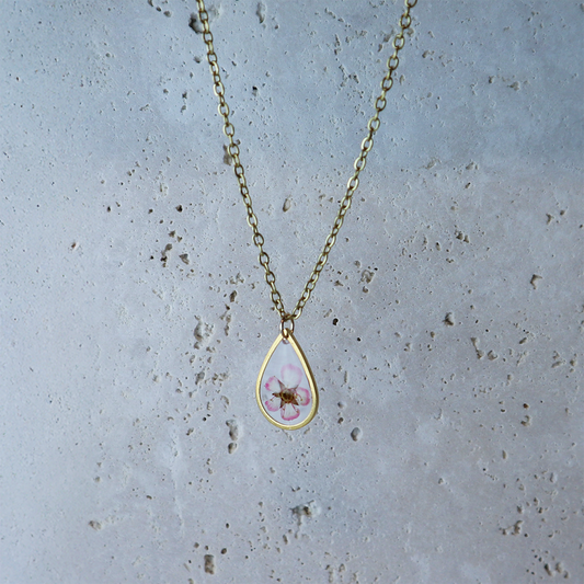 Hanger Drop – Plum Bloesem – Spirea – Goud