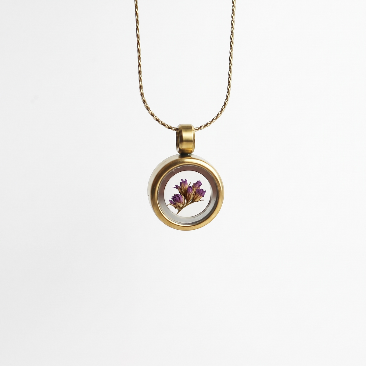 Hanger – Koester - Goud