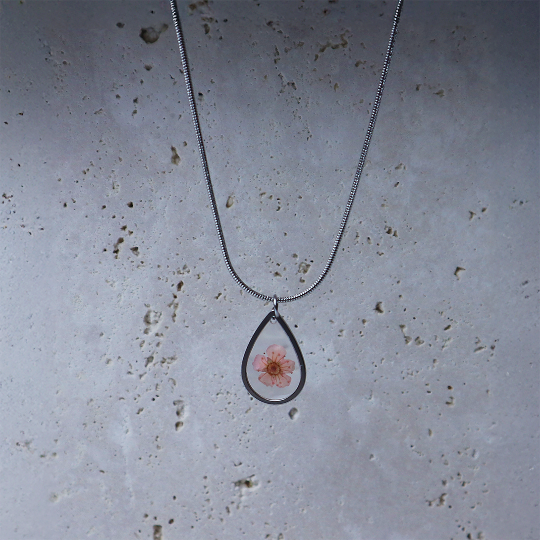Hanger Drop – Plum Bloesem – Roze – zilver