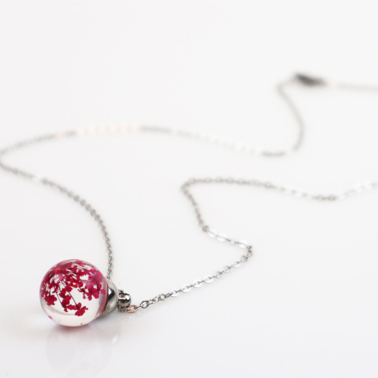 Drip Pendant Dill Dark Pink