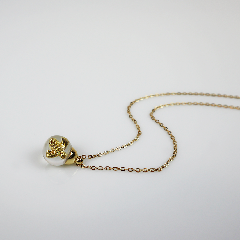 Drops Pendant Golden Bee