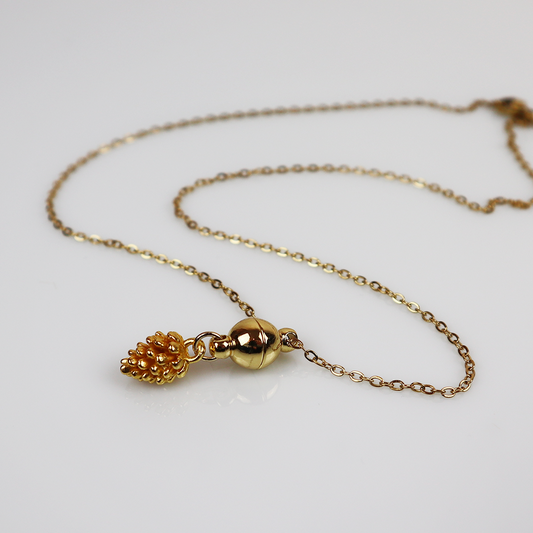 Drupt Hanger Gouden Dennenappeltje