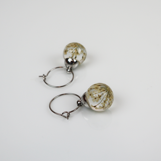 Kombi-Ohrringe aus Silber mit weißem Dill 