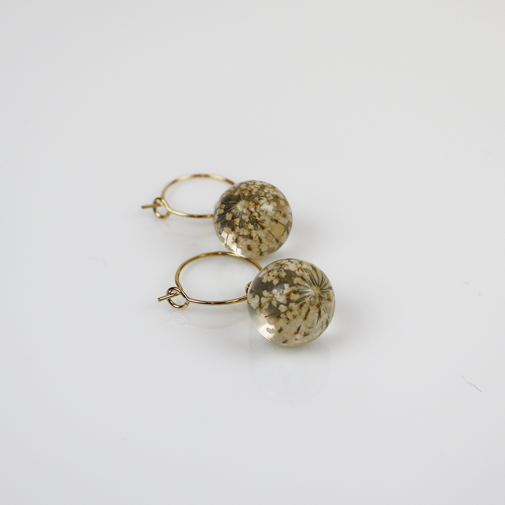 Combi deal gold earrings with white dill 