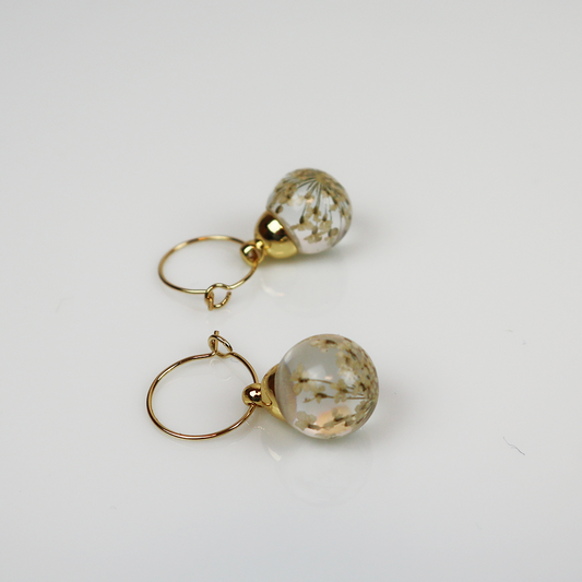 Combi deal gold earrings with white dill 