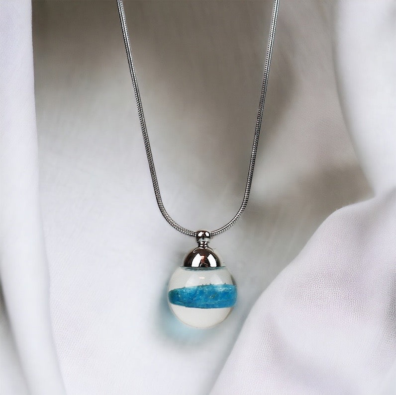 Drip Pendant Blue Apatite