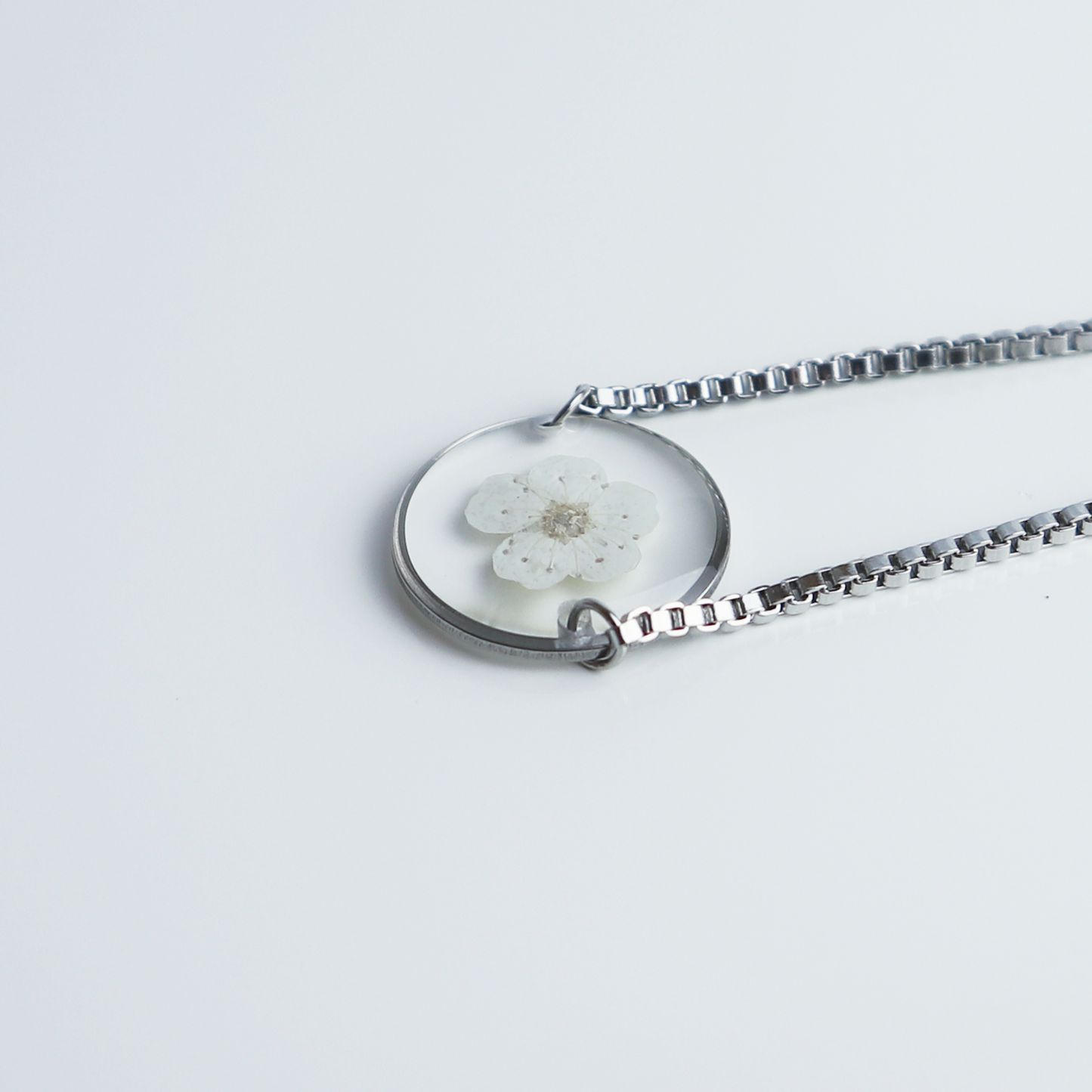 Armband Halo – Plum Bloesem – Wit – Zilver