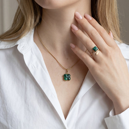 Ring – Groene Jade - Klaver - Goud