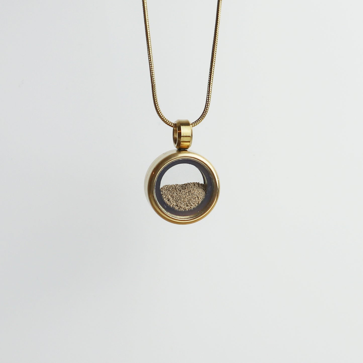 Hanger – Koester - Goud