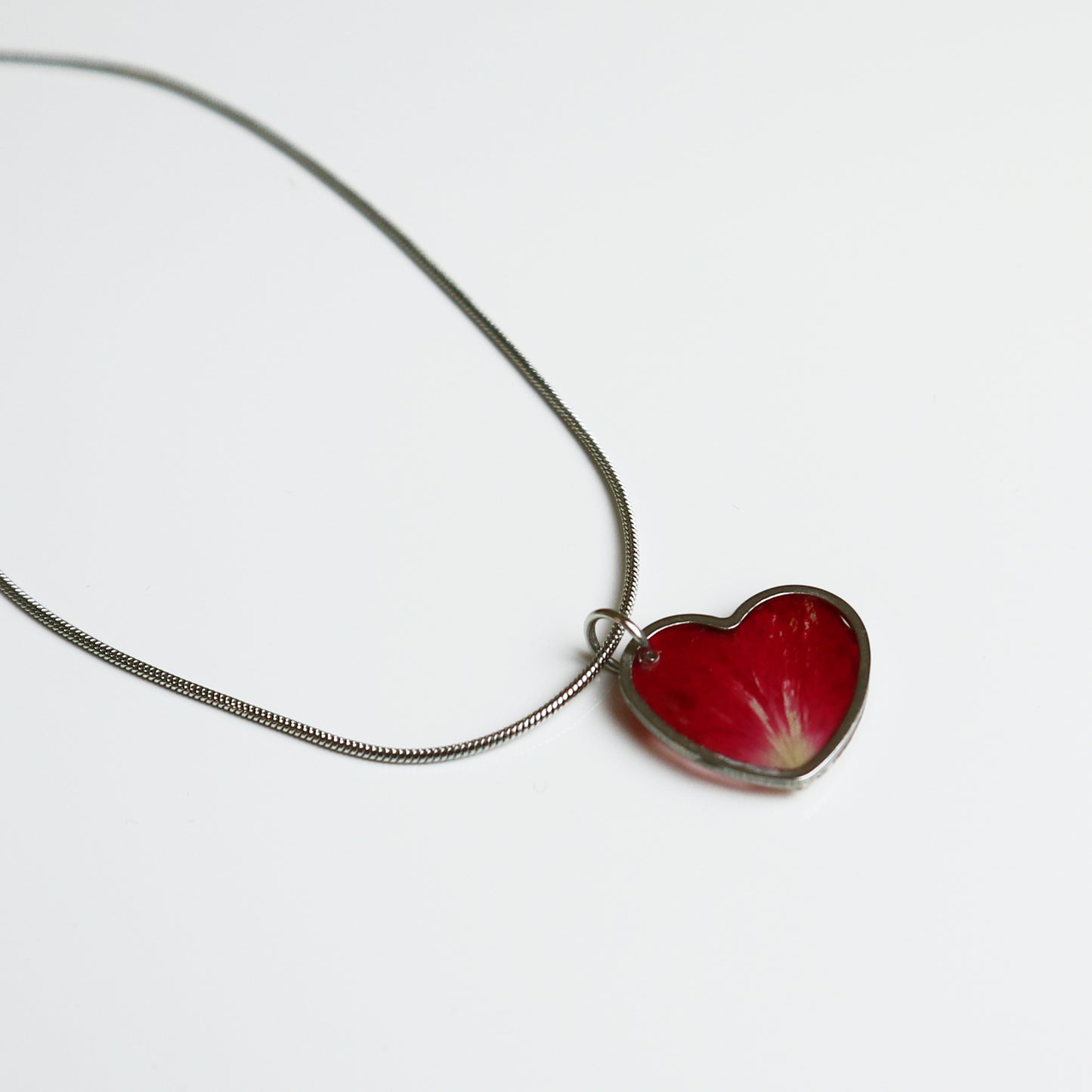 Hanger Hartje – Roos - Rood/Roze - Zilver